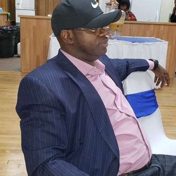 Meet your Posher, Collins - Picture 1 of 1